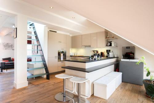 Malagnou - Spacieux appartement lumineux avec rooftop à Genève