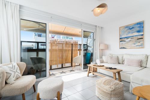 Home2Book Boutique City Studio with Balcony