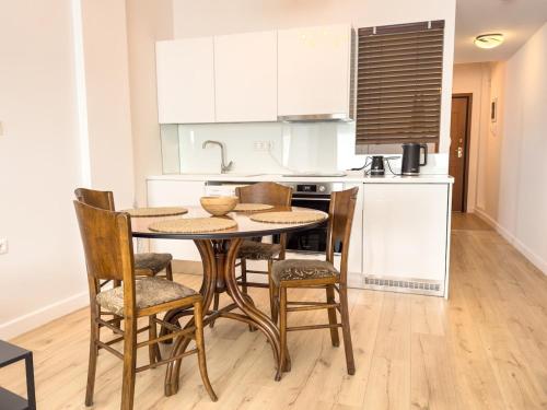 Central Athens Flat Near Metro