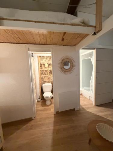 Wood vibes studio mezzanine - centre Écusson
