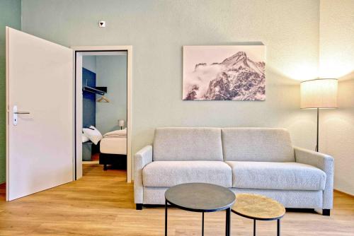 BANK House Apartment L 206 - GRIWA RENT