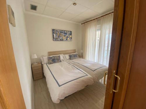 a 20 METROS DE LA ARENA WIFI, PISCINAS, PARKING,AIRE ACONDICIONADO