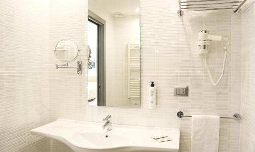 Victor Hotel tesisinde bir banyo