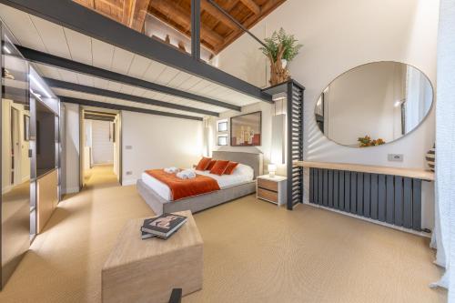 Secret Home - San Babila Lux Apartments