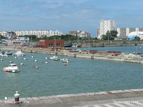 Appartement Côte d'Opale 2 à 4 pers vue sur le port de plaisance