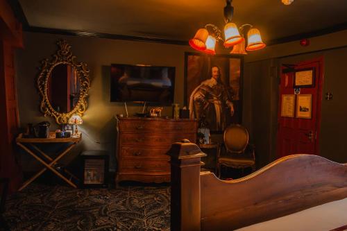 Golden Fleece York photo 32