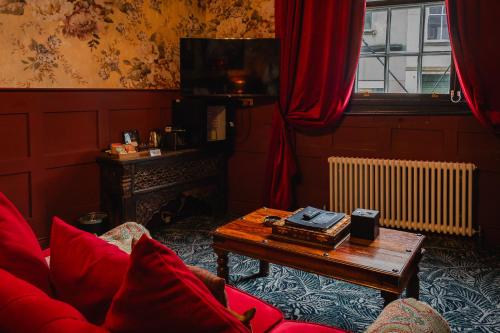 Golden Fleece York photo 38
