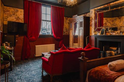 Golden Fleece York photo 16
