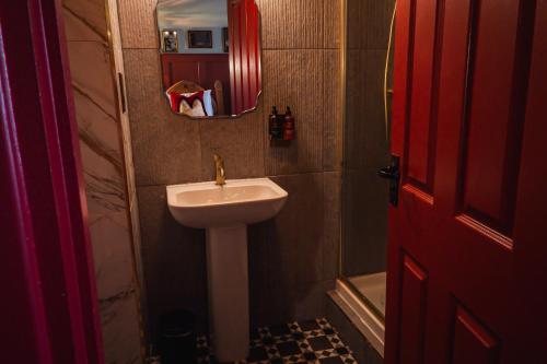 Golden Fleece York photo 28
