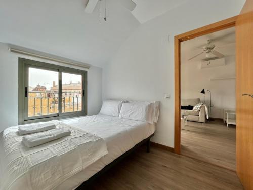 Puerta de Antequera Penthouse by Pineapple Homes