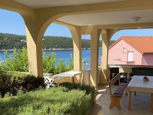 Sea View Jagoda Apartments near the Beach