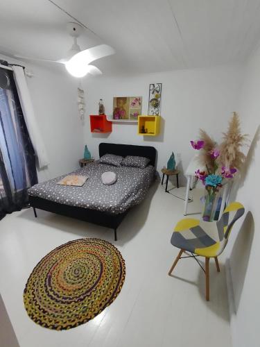 Chambre et salle de bain étang de thau