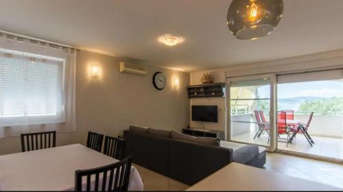 L&L Luxury Apartment