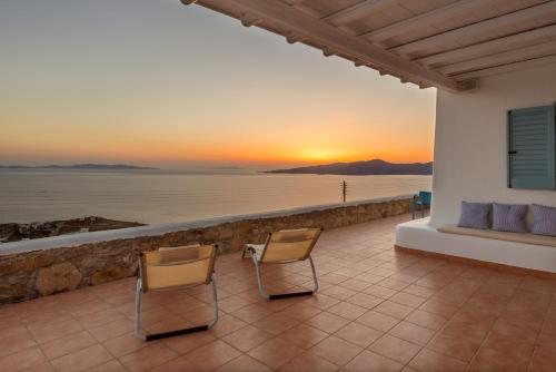 Lighthouse Villa - Private Pool - Unlimited Sea View - 6 pax