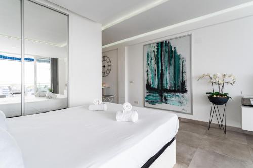 CT 405 - Faro's Torremolinos Sea Views Studio