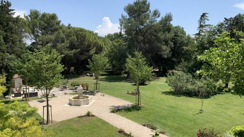 Domaine de Rhodes - 5 Chambres et 7 locations de vacances photo 77