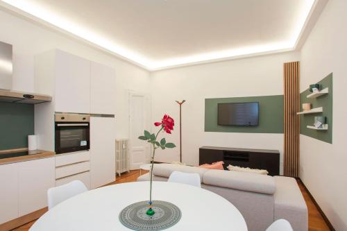 StayEasy Monti29 - Cadorna & Castello Sforzesco