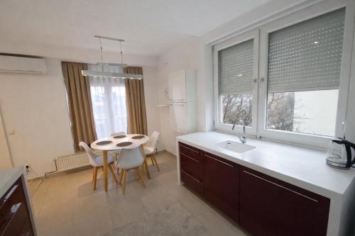Gambar di galeri bagi Dora's Apartment di Prishtinë