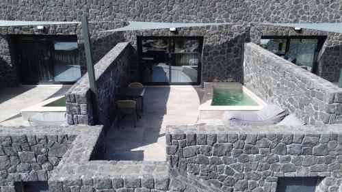 Santorini Cave Luxury Suites