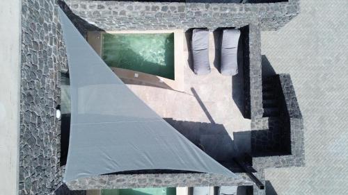 Santorini Cave Luxury Suites