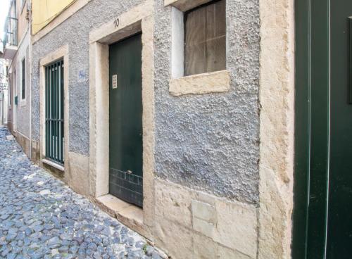 Madalena Second Floor - Bright Apartment in Lisbon Baixa