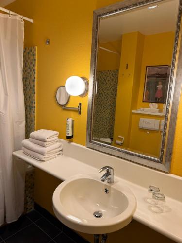 Hotel Schweriner Hof by ANS photo 92