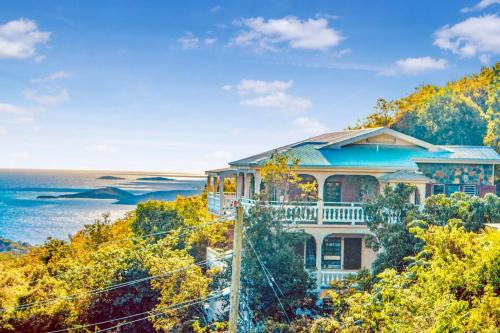 St. John USVI, Modern Villa, Oceanview, King Suite