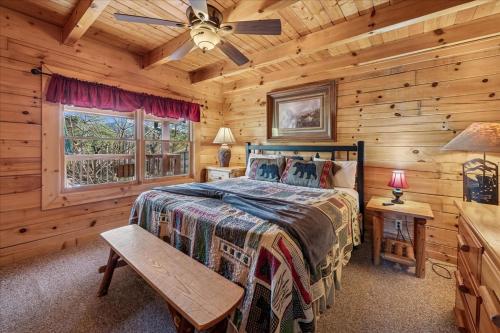 Tonys Joint by Venture Smoky Mountains photo 19