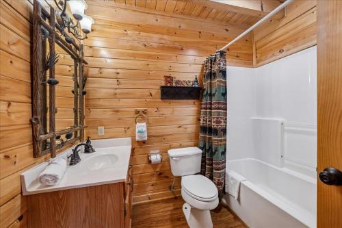 Tonys Joint by Venture Smoky Mountains photo 22