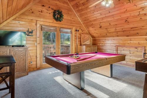 Tonys Joint by Venture Smoky Mountains photo 24