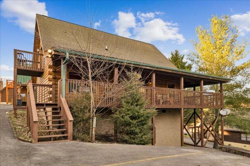 Tonys Joint by Venture Smoky Mountains photo 32