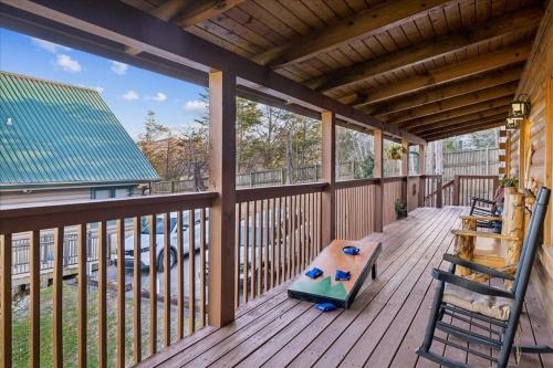 Tonys Joint by Venture Smoky Mountains photo 39