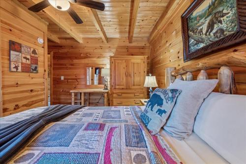 Tonys Joint by Venture Smoky Mountains photo 56