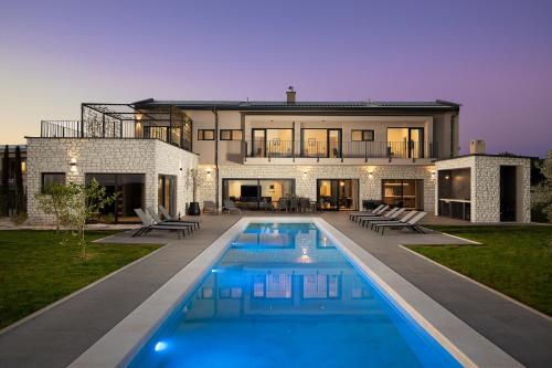 Olive Yard Villas
