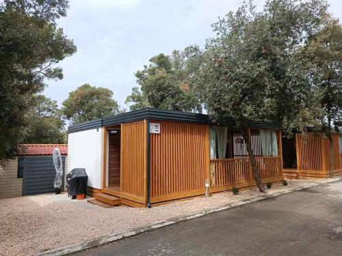 Max Mobile Home