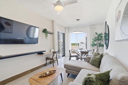 Total relax en la piscina mas grande de la zona Punta cana