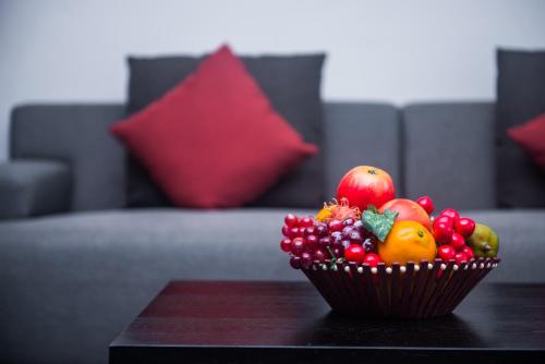 Makanan di atau berdekatan hotel