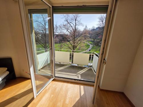 Large Flats, Zurich City Center - SCH