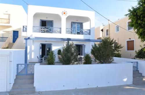 Proteus Cozy apartment in Adamas