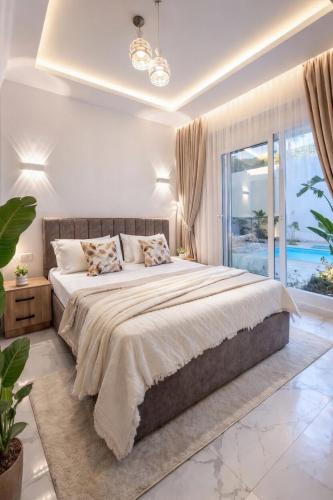 Family Luxury Free Beach & Pool