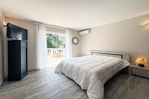 Villa Baccara, piscine privée, plages à pieds