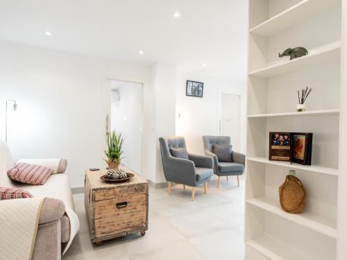 Holidays2Malaga Homely Bysso with terrace