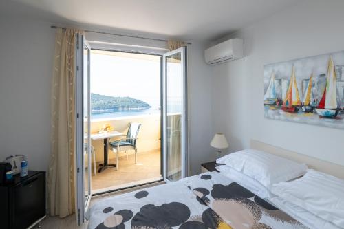 Deluxe Sunset Room, view of the Old Town