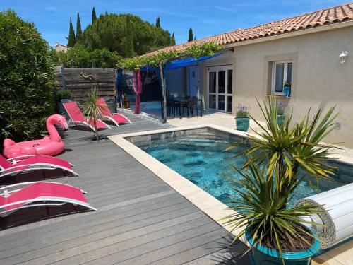 Villa Alba Sunlit Comfort in Lirac