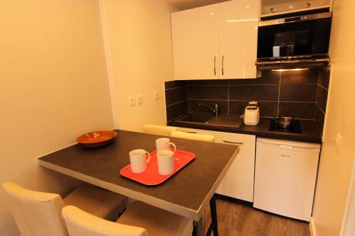 Résidence Hauts De Chaviere - HAUTS DE CHAVIERE STUDIO 23M² 4PERS PLACE SLALOM DECO MODERNE MAE-7756 photo 2
