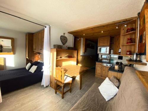 Résidence Vanoise - Val Thorens location: Belle vue, appartement 4 personnes chaleureux, centre station MAE-9047
