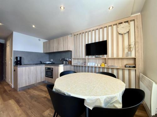 Résidence Joker - VAL THORENS location: Studio cabine entièrement rénové pour 4 personnes au calme MAE-9056