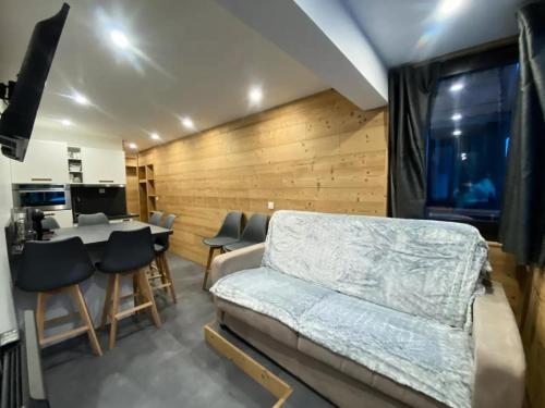 Résidence Vanoise - VAL THORENS location: Studio pour 4 en plein centre de la station MAE-9107
