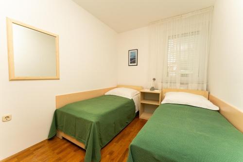 Big balcony apartment with sea view, 2 BDR, 06