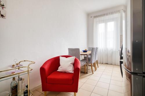 Just Urban Stays - Bright and modern flat with terrace